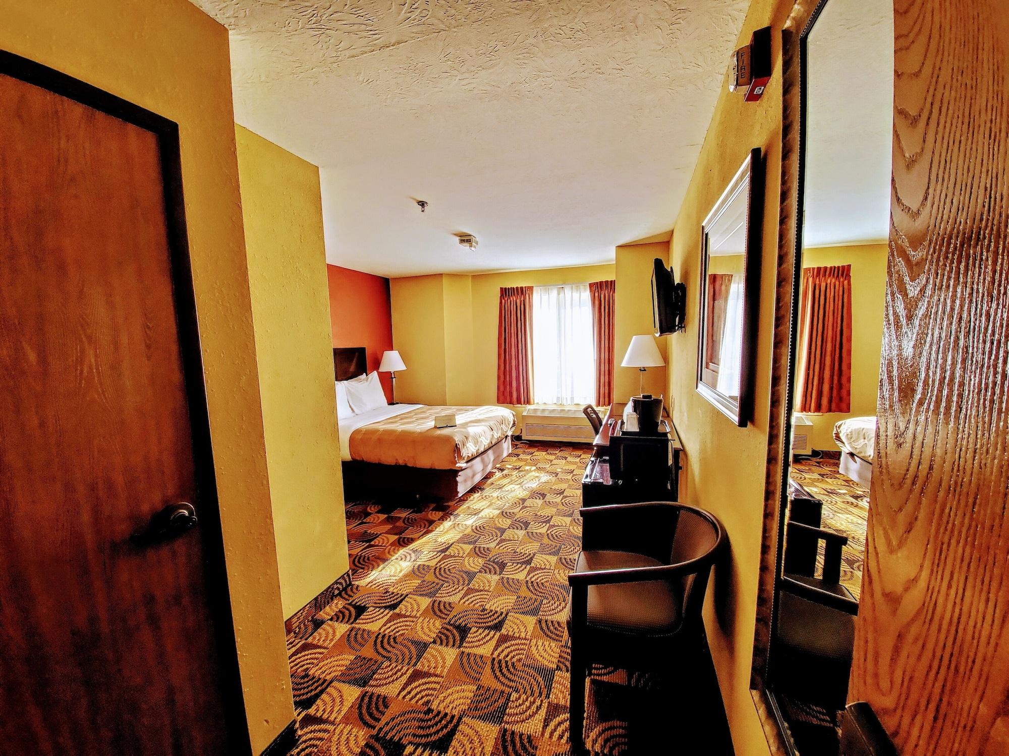 Quality Inn Brunswick Cleveland South Екстериор снимка