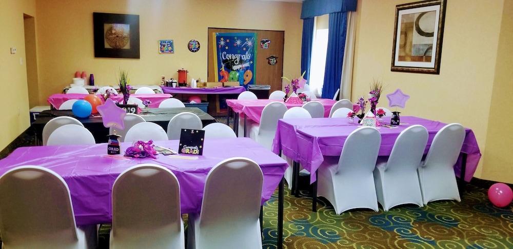 Quality Inn Brunswick Cleveland South Екстериор снимка